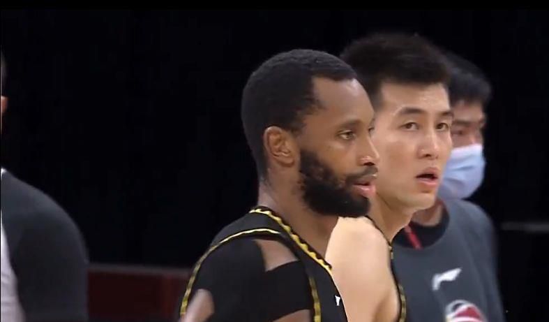 呆哥高端小蛮腰瑜伽老师