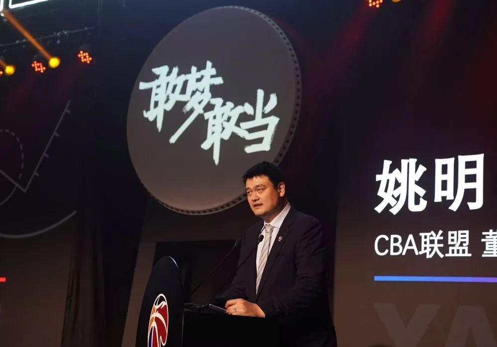 被按摩师玩奶吃奶